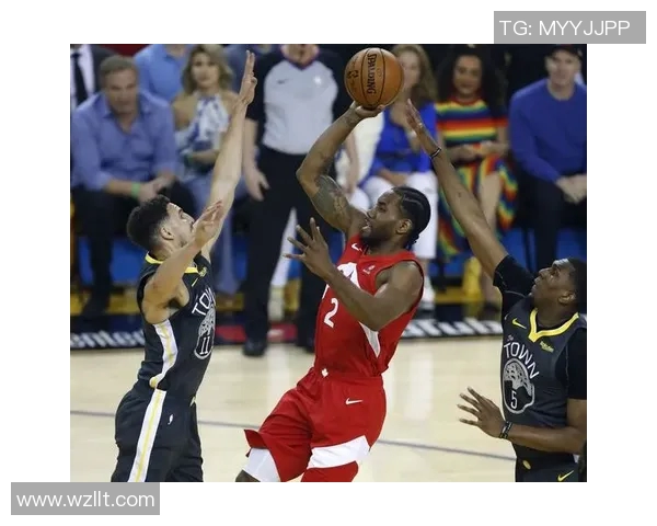 卢：艰难处境中伦纳德发挥带头作用